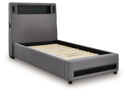Verishaw - Upholstered Bed