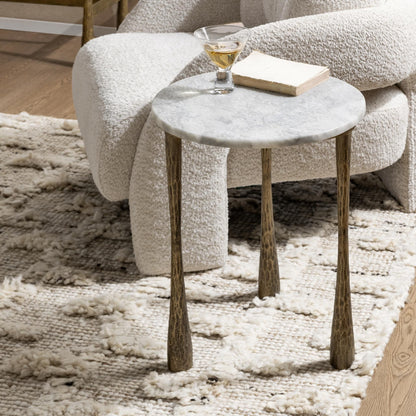 Venicia - Round Table