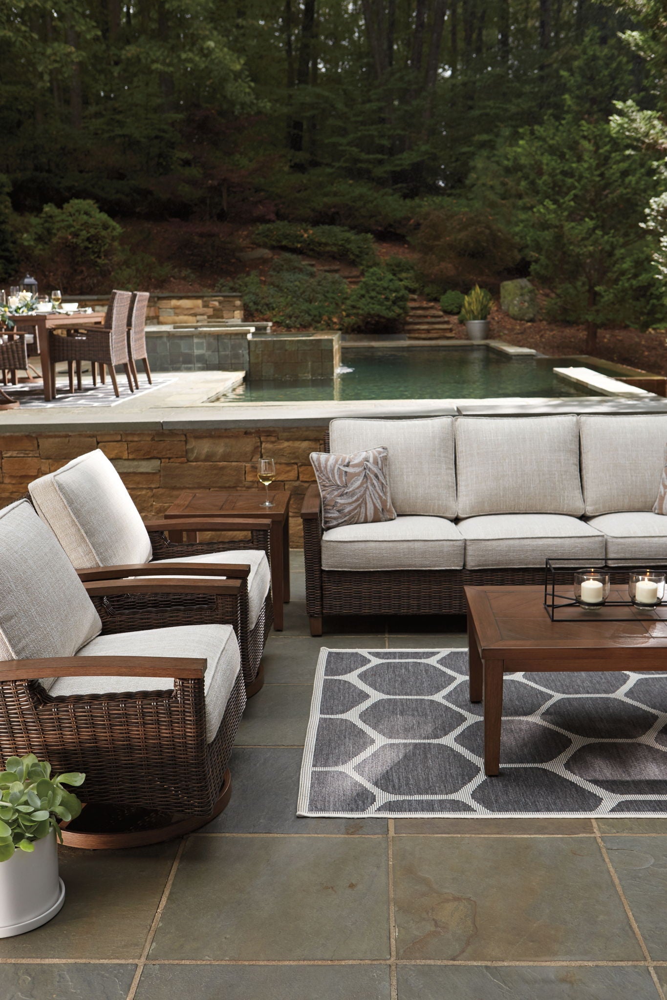 Paradise Trail - Sofa with Cushion - Medium Brown