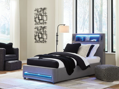 Verishaw - Upholstered Bed
