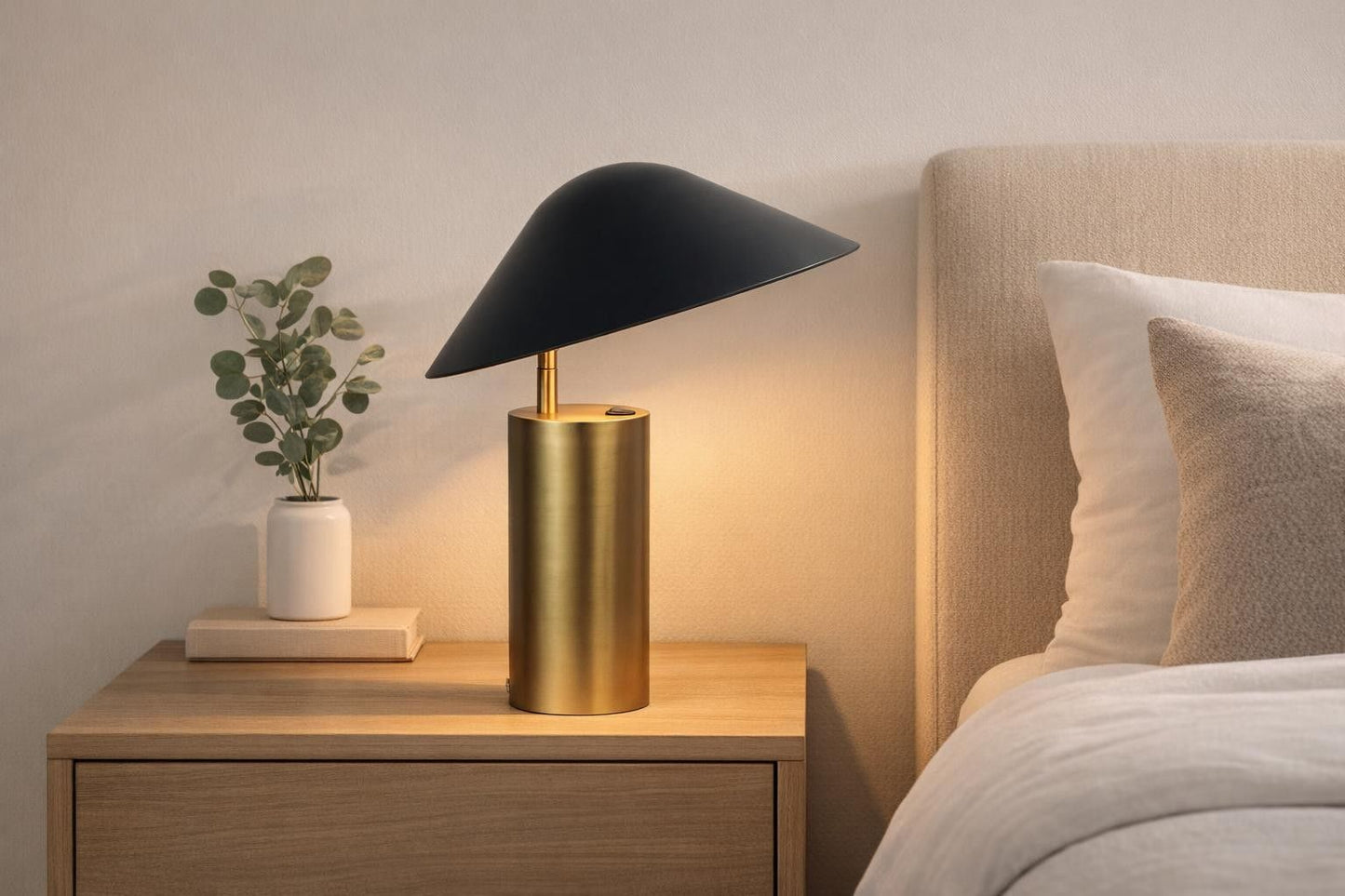 Sculpted Glow Metal Accent Lamp (Set of 2) - Brushed Gold / Matte Black