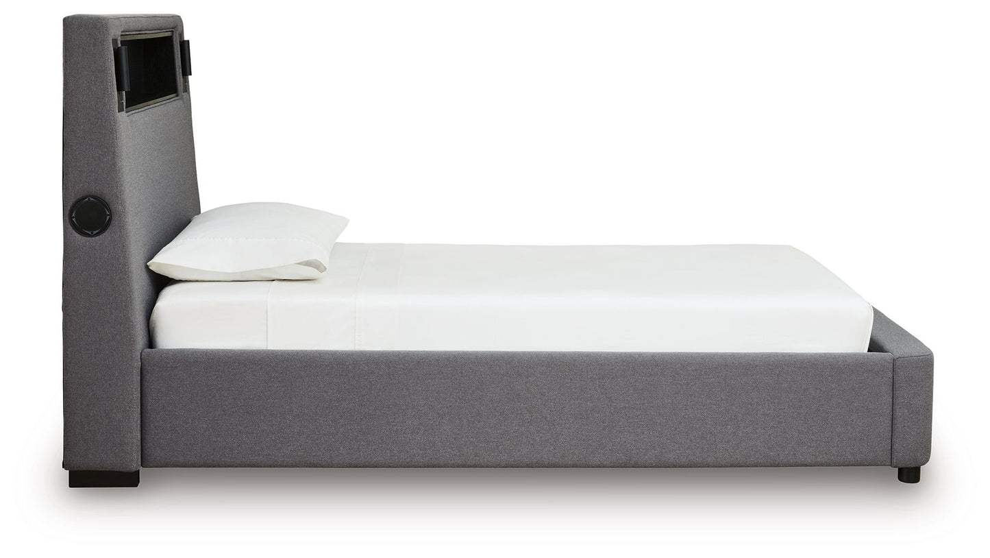 Verishaw - Upholstered Bed