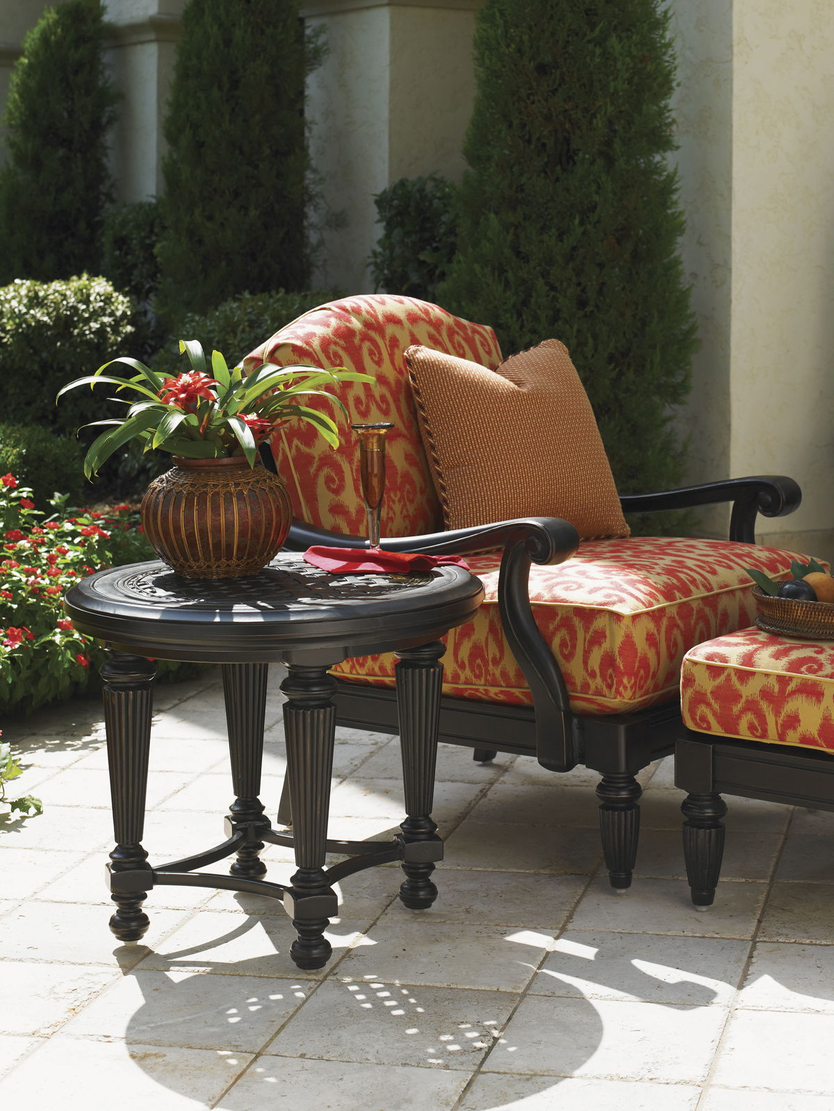 Kingstown Sedona - Round End Table - Black