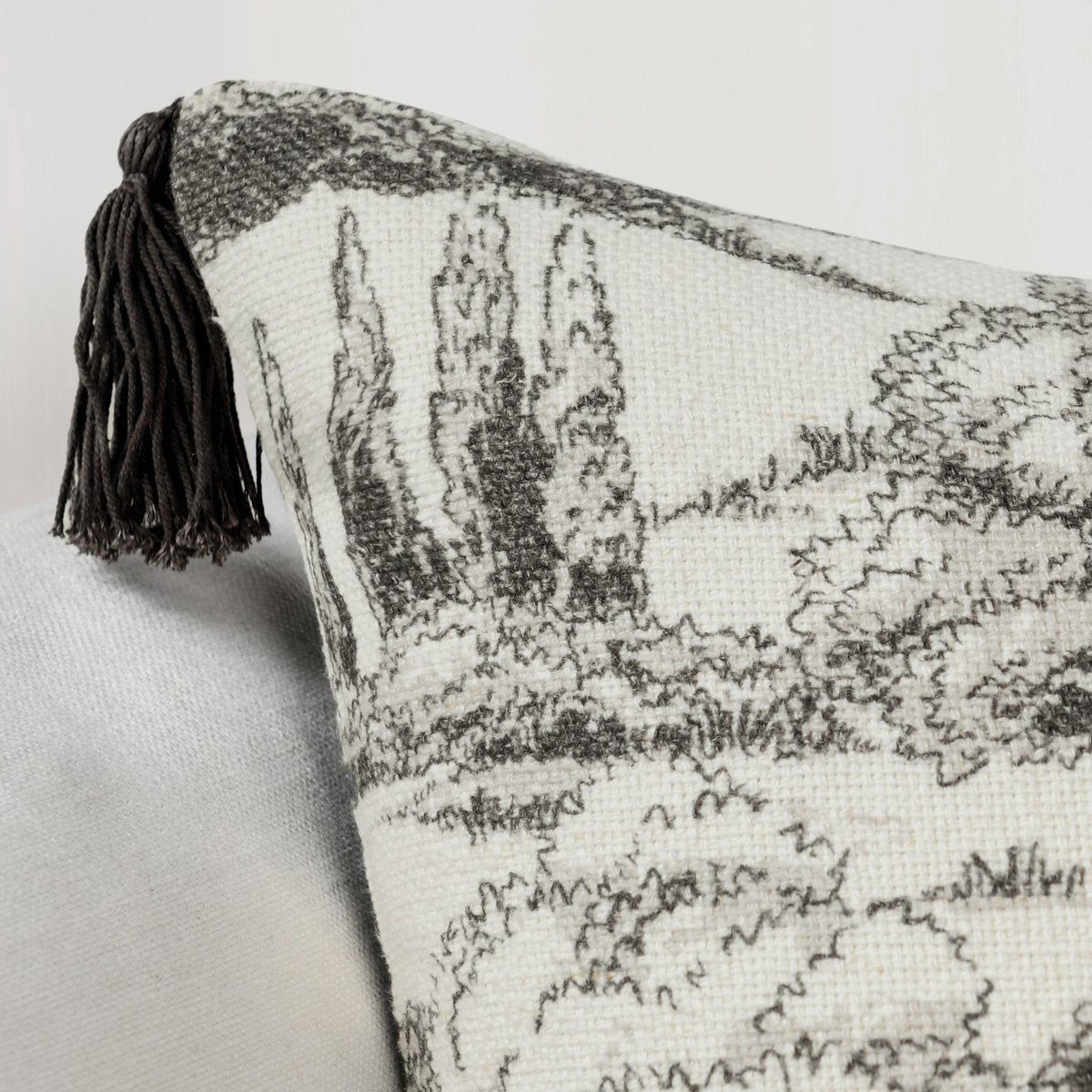 Villa Classics - Stonework Pillow