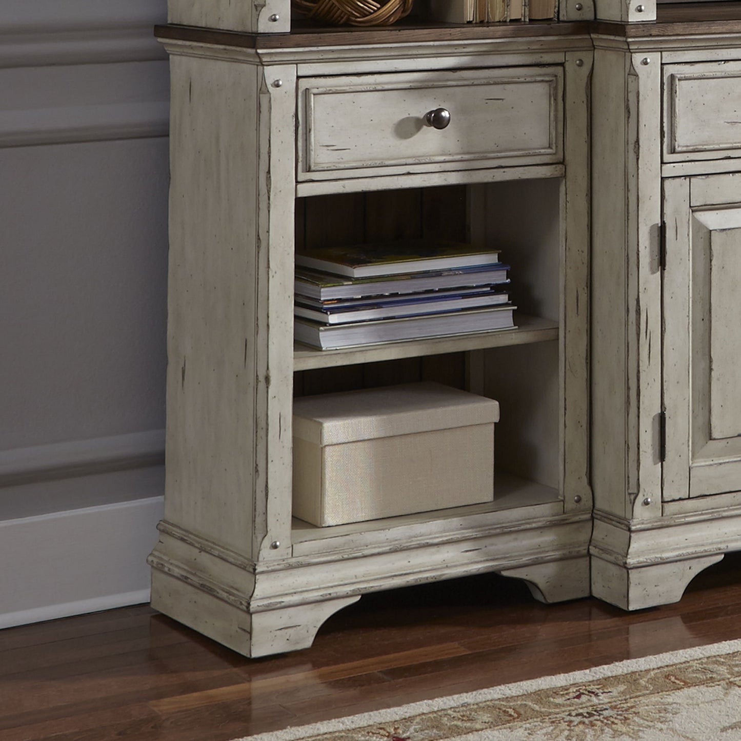 Morgan Creek - Left Pier Base - Antique White / Wirebrushed Tobacco Accents