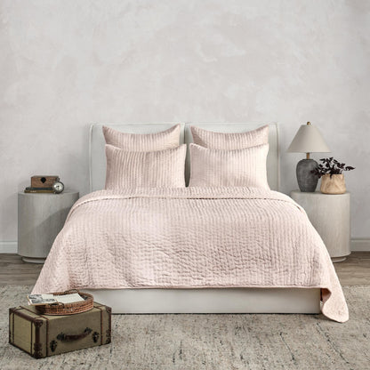 Bari - Velvet Quilt Set