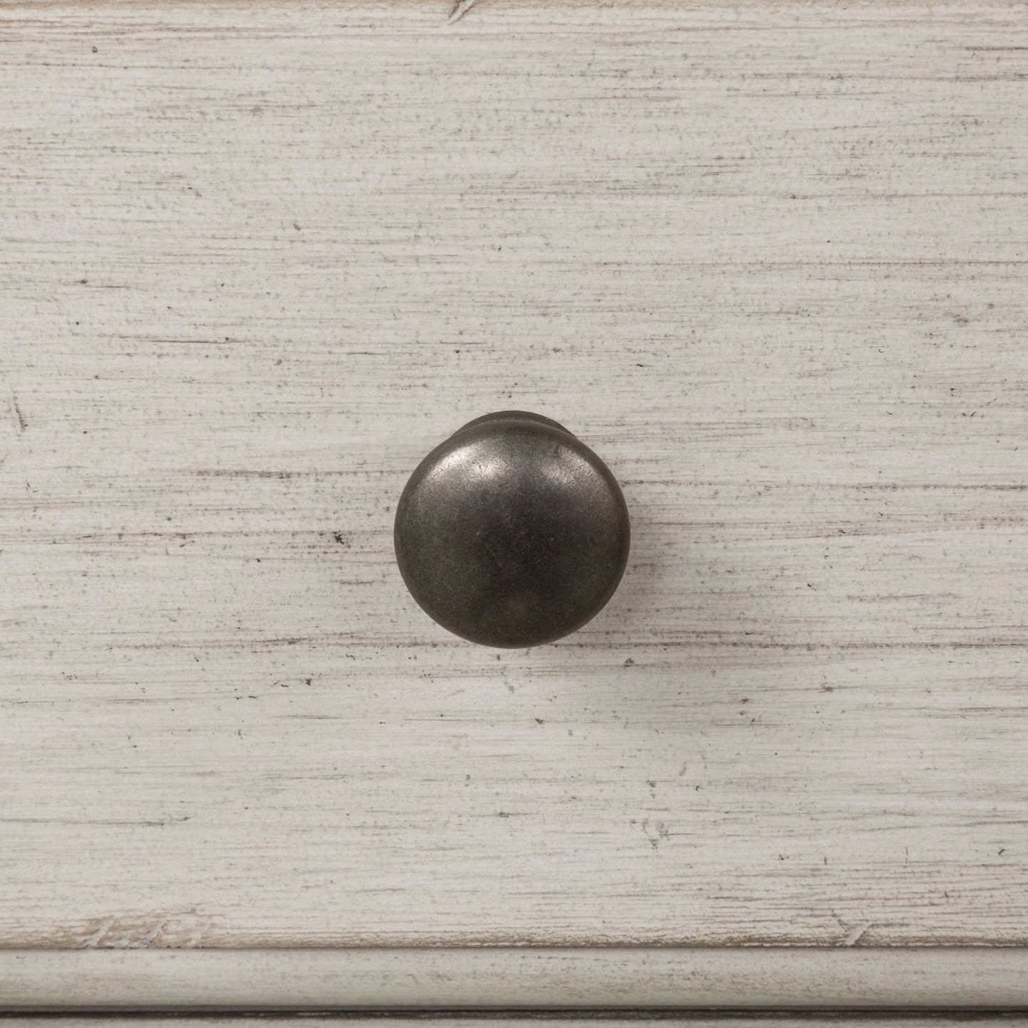 Farmhouse Reimagined - 8 Drawer Dresser - Antique White / Chestnut Tops