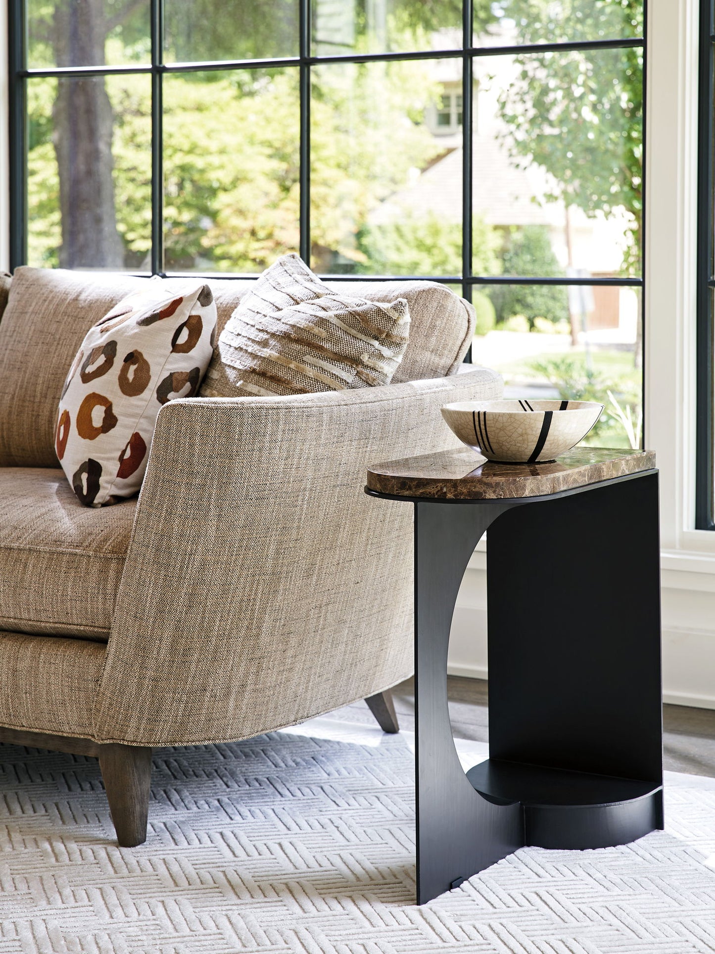 Zanzibar - Novella Side Table - Dark Brown / Black