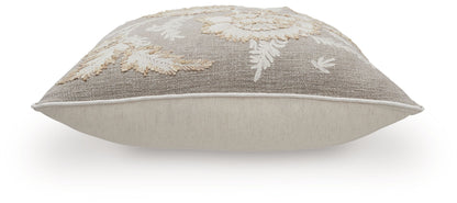 Viveka - Pillow