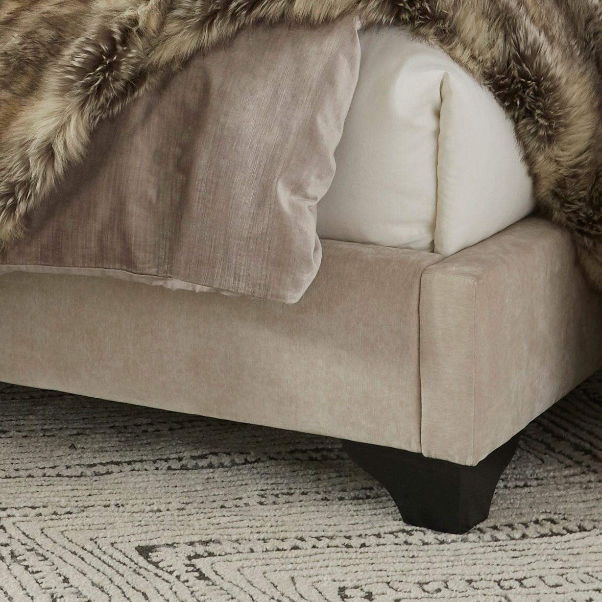 Chloe - King Footboard And Rails - Meringue Natural