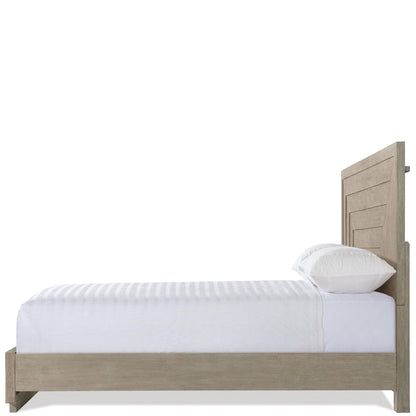 Cascade - King Panel Footboard - Dovetail
