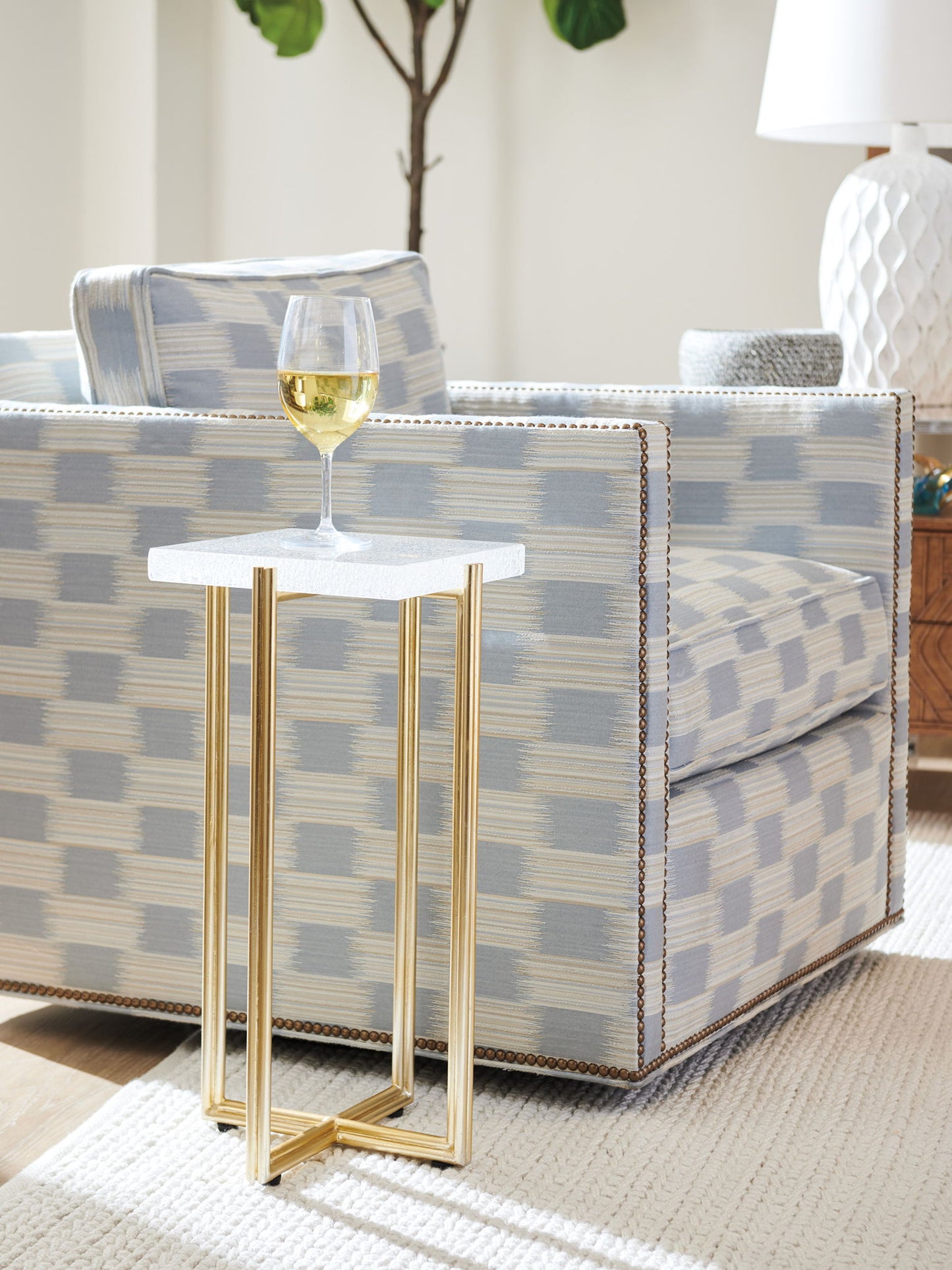 Palm Desert - Ashlyn Acrylic Accent Table - Gold
