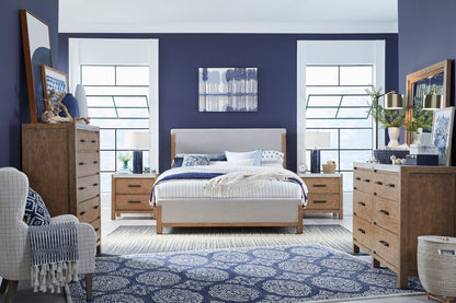 Plum Creek - Upholstered Panel Bedroom Set