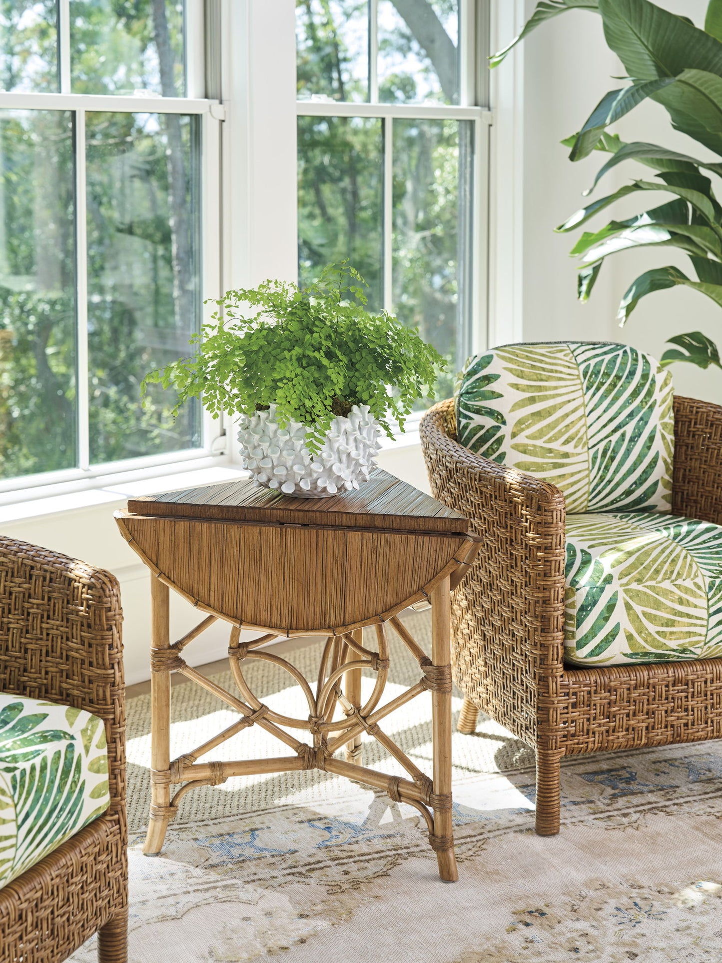 Key Biscayne - Palm Island Drop-Leaf Accent Table - Light Brown