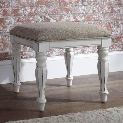 Magnolia Manor - 3 Piece Vanity Set - Antique White