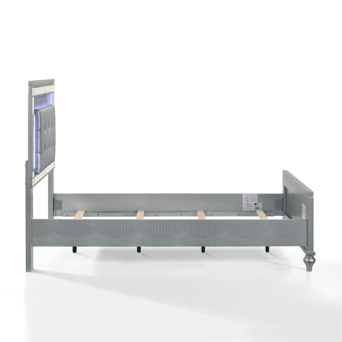 Valentino - 3/3 Twin Headboard - Silver