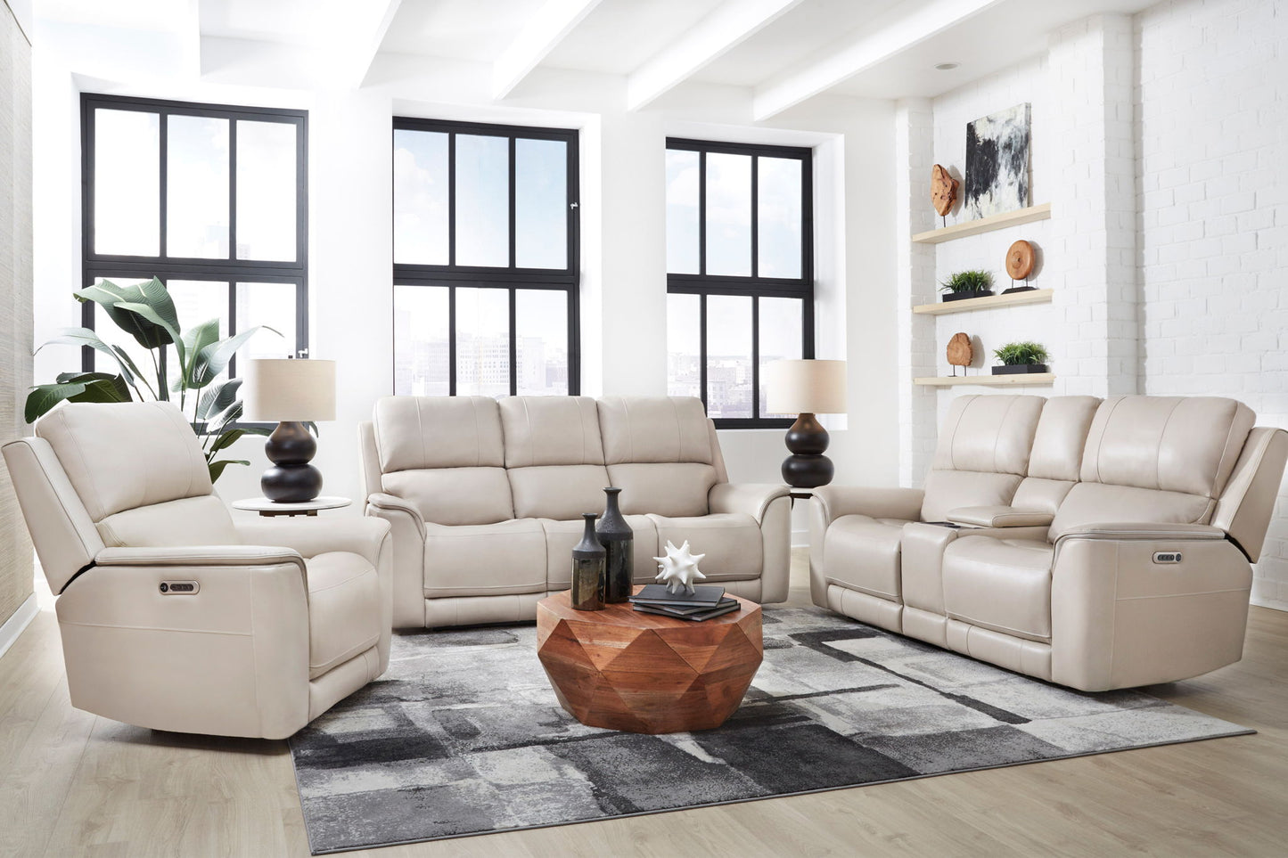 Easton - Zero Gravity Power Recliner P3