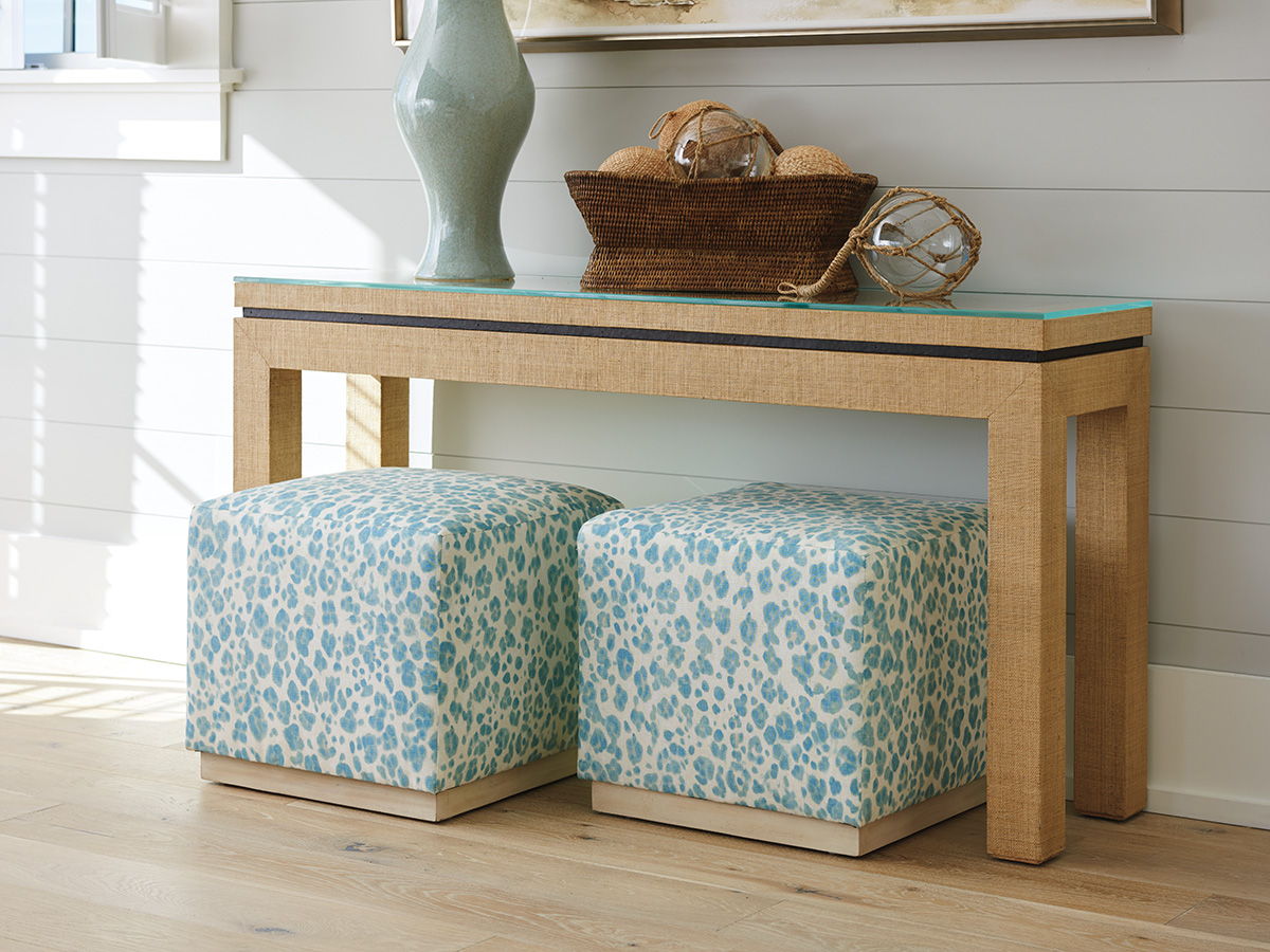 Newport - Harbor Raffia Table