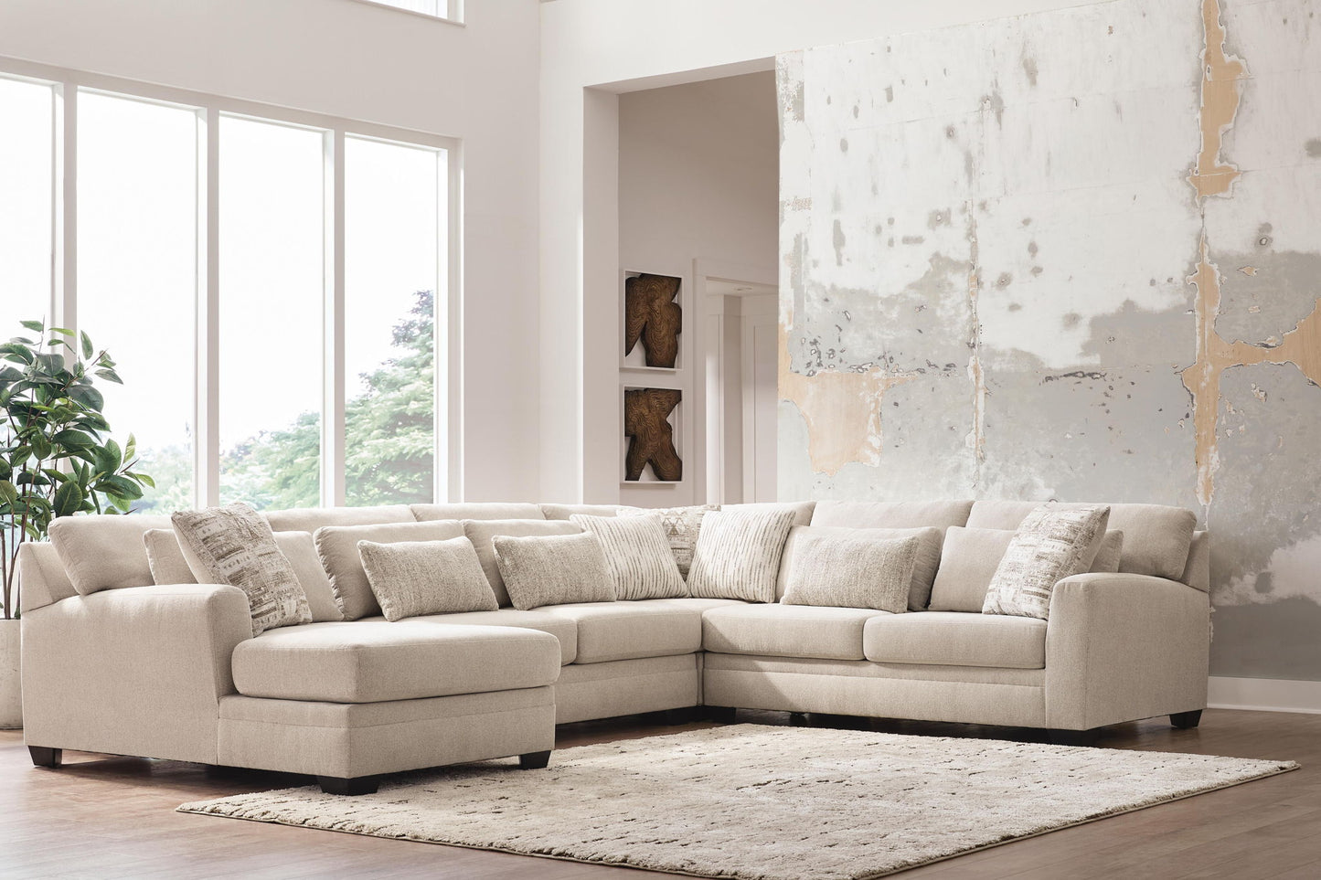 Mandi Point - Sectional